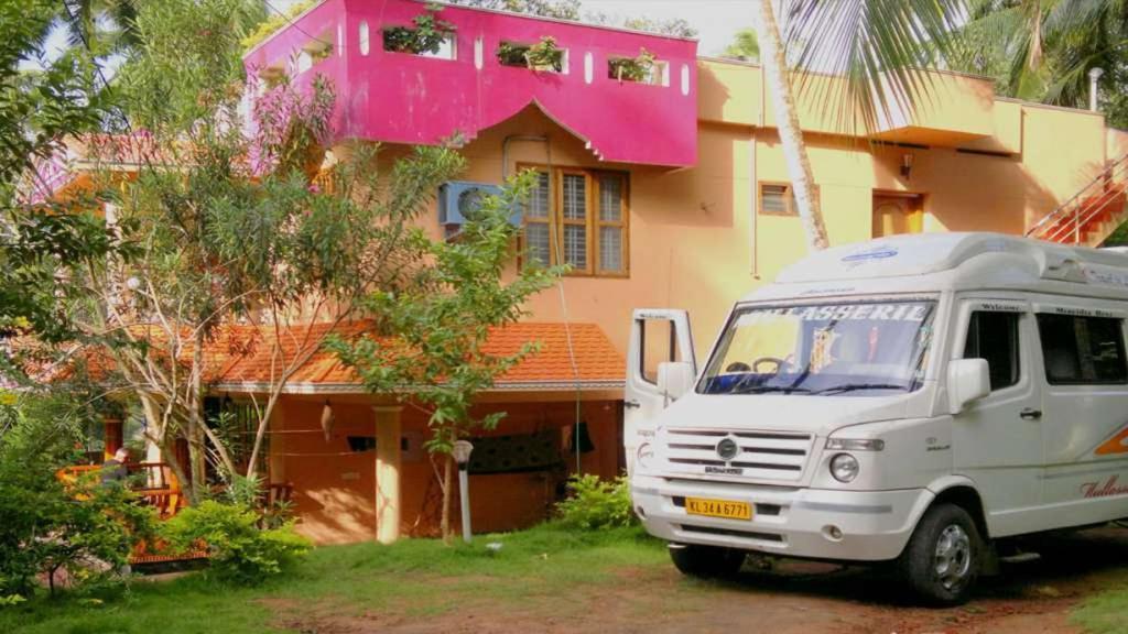 Ganesh House Ayurveda Homestay Ковалам Экстерьер фото